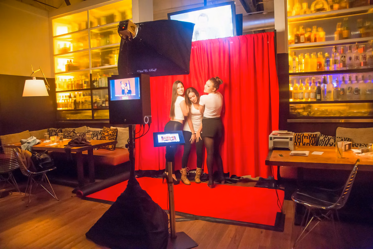Gold Photo Station event 14